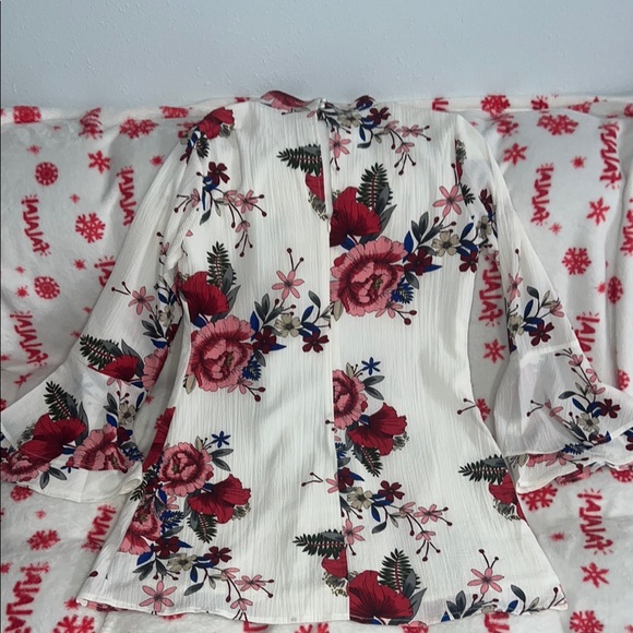 YOINS Red and White Floral Ruffled 3/4 Sleeve Maxi Dress - Picture 3 of 6